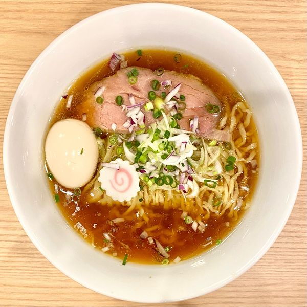 「アトリエ醤油 ¥680円（味玉＋100円）」@麺店ヒカリノアトリエの写真