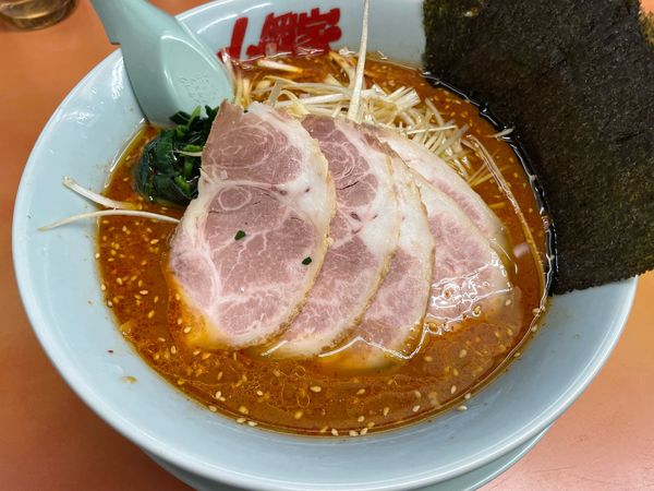 「辛味噌ネギチャーシュー」@ラーメン山岡家 相模原店の写真