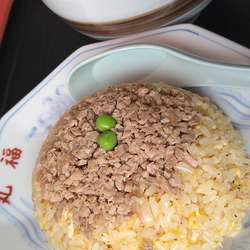 チャーハン、半ラーメン