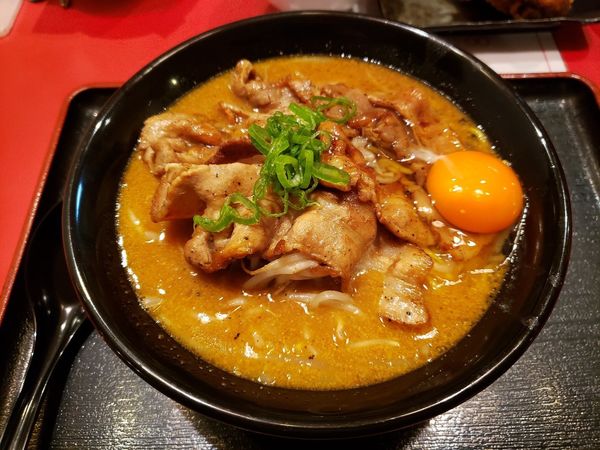 「炙り豚バラ百年マルキン味噌ラーメン」@百年味噌ラーメン マルキン本舗 高崎店の写真