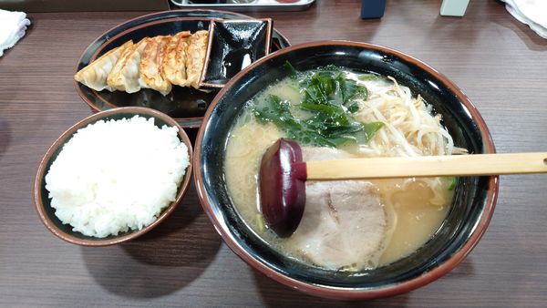 「ラーメン定食 950円」@ラーメンショップ とさっ子の写真
