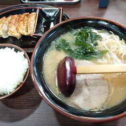 ラーメン定食 950円
