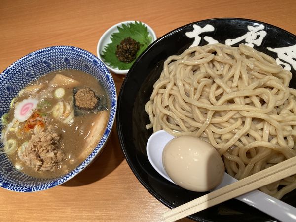 「特製つけ麺+生七味 1080+100」@六厘舎の写真