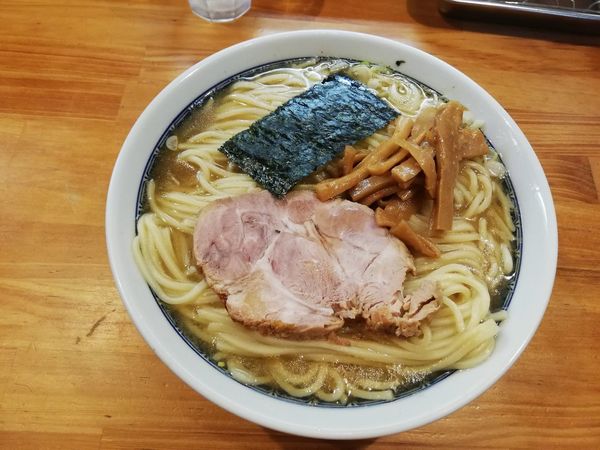 「新塩ラーメン　中」@自家製中華そば としおかの写真