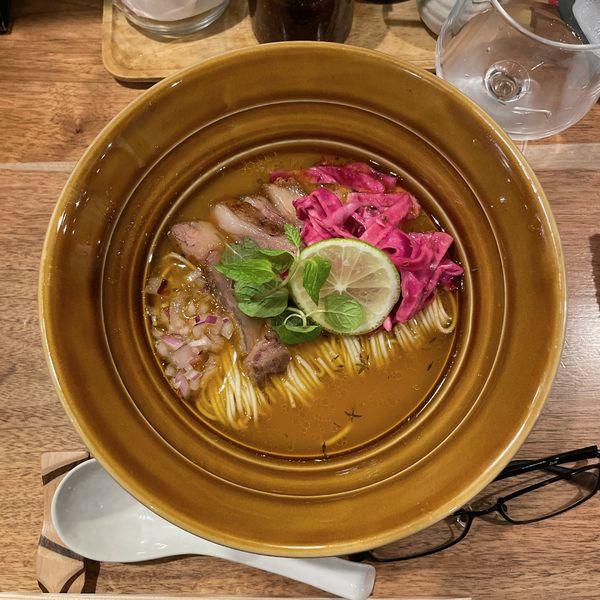 「仔羊のらーめん ジョダニョー仕立て jus d'agneau」@海老丸らーめんの写真