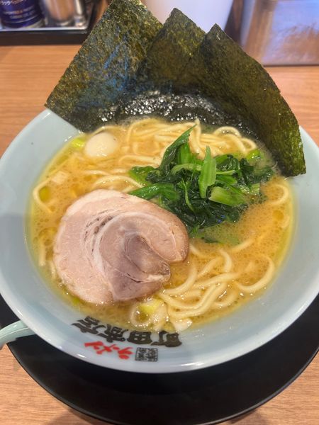 「ラーメン」@町田商店 岩切店の写真