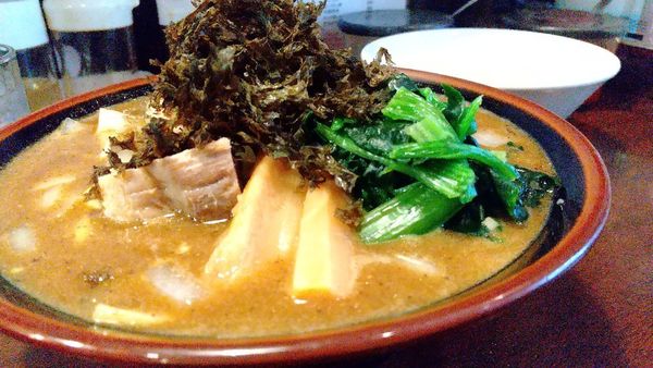 「#豚骨煮干しラーメン #1000円 #ライス #50円」@横濱家系 豚骨醤油ラーメン 蒲田 いっ家の写真