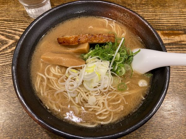 「濃厚魚介らーめん　900円」@中華蕎麦 つけ麺 一の写真