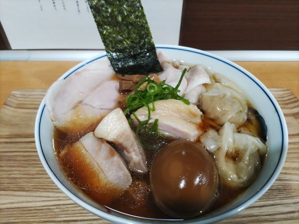 「特製醤油らーめん大盛り（1500円）」@らーめん亭 ひなり竜王の写真