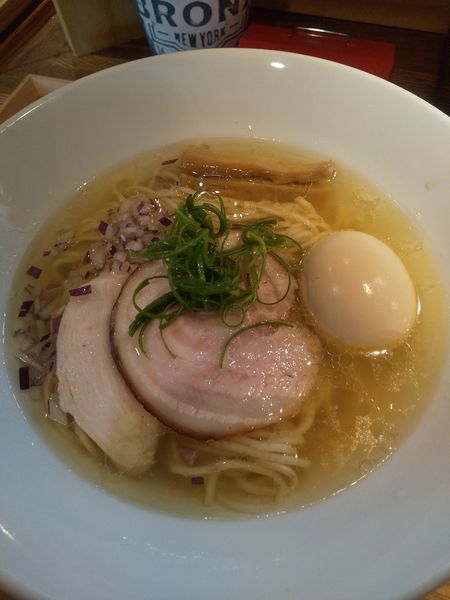 「味玉しおらぁめん1100円」@たかのちゅめの写真