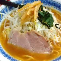 ラーメン・野菜付き（￥500＋大盛無料）