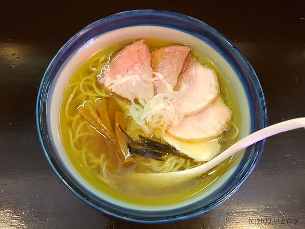 「しおチャーシュー麺（大盛り＋味玉）」@らーめん奏の写真