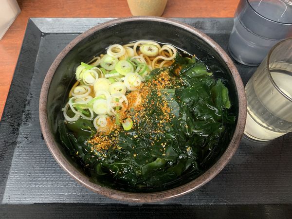「わかめそば 370円」@新田毎 秋葉原の写真