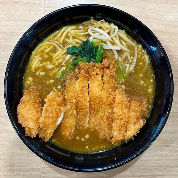 「カレーらーめん 手仕込とんかつ（1,259円）」@CoCo壱番屋 太宰府水城店の写真