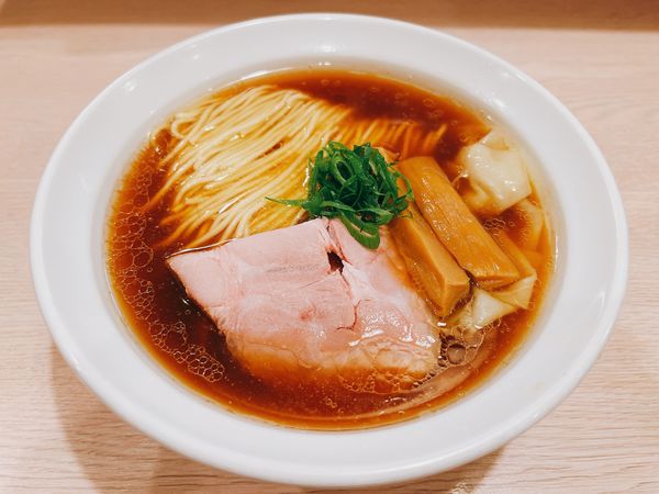 「醤油らーめん」@麺笑巧真の写真