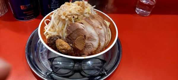 「小ラーメン豚入り(ヤサイ・アブラ)」@ラーメンタロー 蒲田の陣の写真