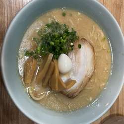 醤油ラーメン太麺800円