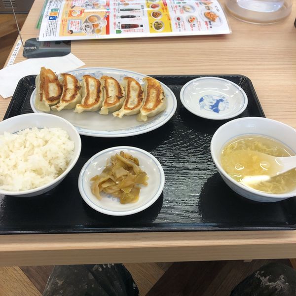 「餃子半ライス」@ぎょうざの満洲 朝霞台南口店の写真