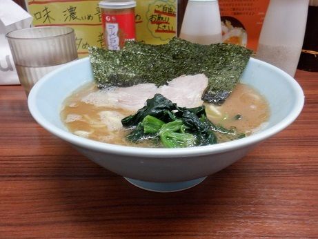 「ラーメン　並」@横浜ラーメン 武蔵家 大山店の写真