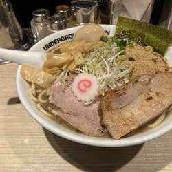 特製ラーメン　炙りチャーシュー＋味玉