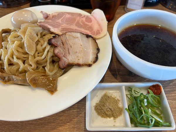 「昆布水つけ麺950円」@麺や 五郎の写真