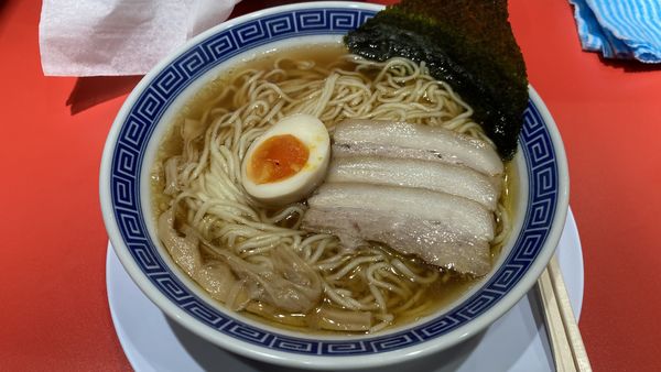 「煮干醤油ラーメン」@新潟発祥ラーメンなおじ 上北沢店の写真
