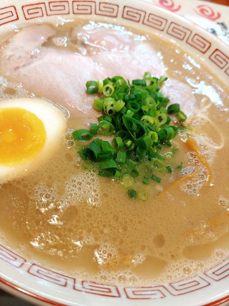 「博多らーめん」@濃厚豚骨らーめん 博多一路の写真