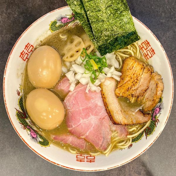 「特製濃厚煮干らーめん ¥1,280 味玉 ¥0（クーポン）」@西永福の煮干箱の写真