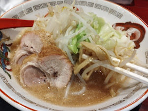 「ミニラーメン125g豚2枚(780)」@豚山 白楽店の写真