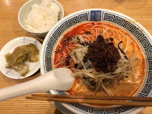 「坦々麺中辛980」@希須林 赤坂店の写真