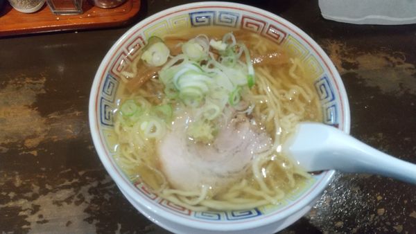 「塩中華（中太麺）740円」@丸中華そばの写真