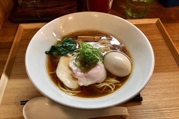 「味玉しょうゆらぁめん 1,100円」@たかのちゅめの写真