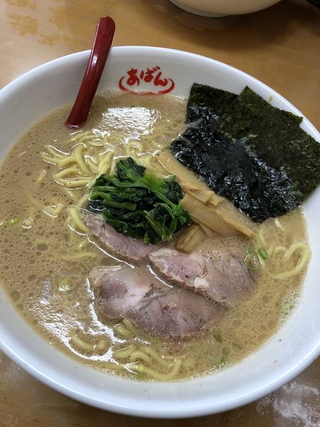 「ラーメン(大盛り)」@横浜ラーメン あばん 上尾西口駅前店の写真