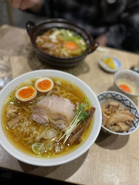 「親鶏中華そば(中太麺)」@手打 親鶏中華そば 綾川の写真
