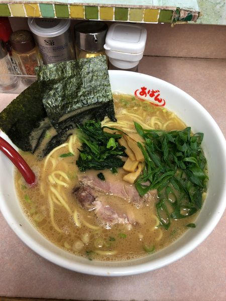 「ラーメン(大盛り)」@横浜ラーメン あばん 上尾西口駅前店の写真