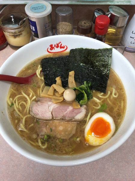 「ラーメン(大盛り)」@横浜ラーメン あばん 上尾西口駅前店の写真