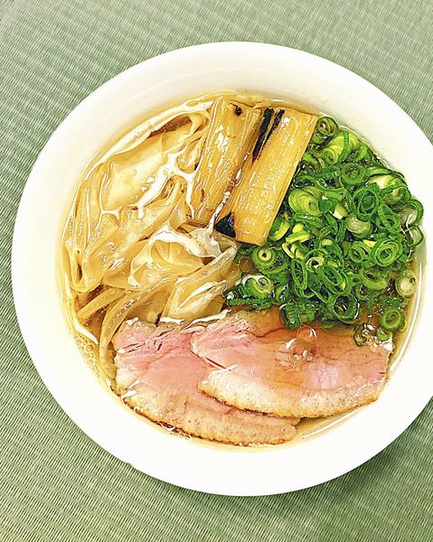 「鴨ワンタン麺」@らーめん 鴨&葱の写真