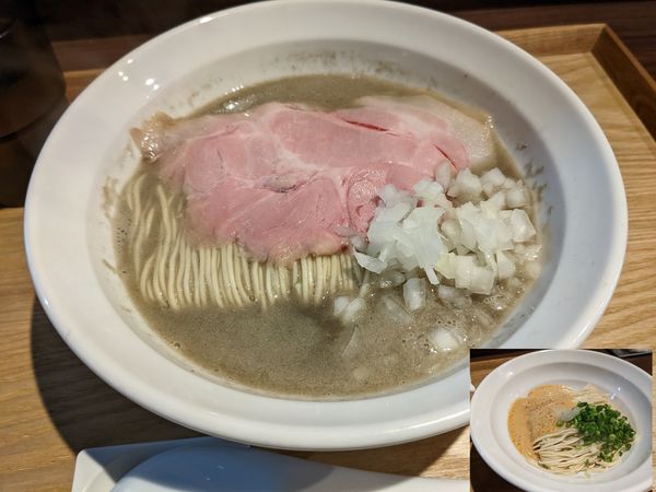 「煮干しそば+和え玉（あんきも）」@NIBOSHIMANIAの写真