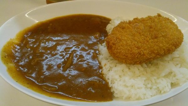 「コロッケカレー辛口（並） 720円」@カレーの家の写真