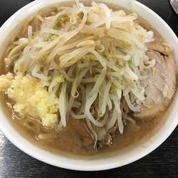 小ラーメン(750円)カラメニンニク