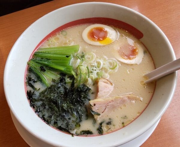 「濃厚クリーミー鶏白湯らーめん700円」@幸楽苑 寒河江店の写真
