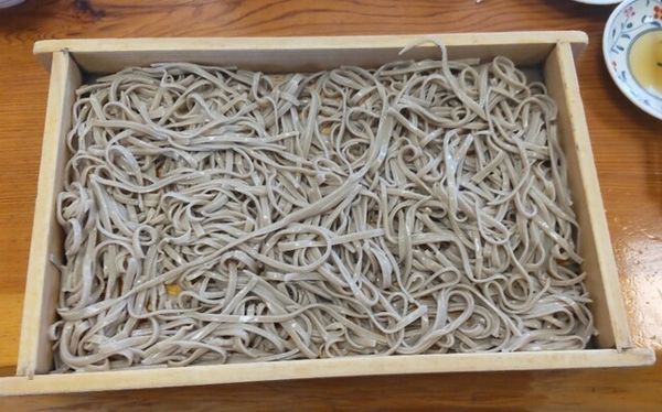 「板そば大盛り1100円」@七兵衛そば 東根店の写真