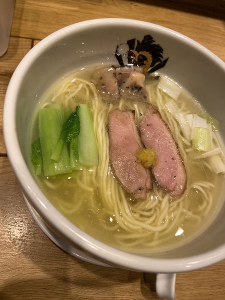 「鴨中華そば(塩)970円」@満鶏軒 渋谷並木橋店の写真