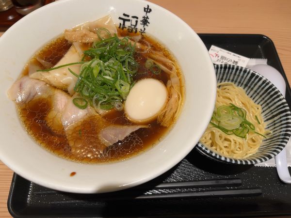 「中華そば 贅の盛り1190円+替玉120円」@極上中華そば 福味 東京駅KITTE店の写真