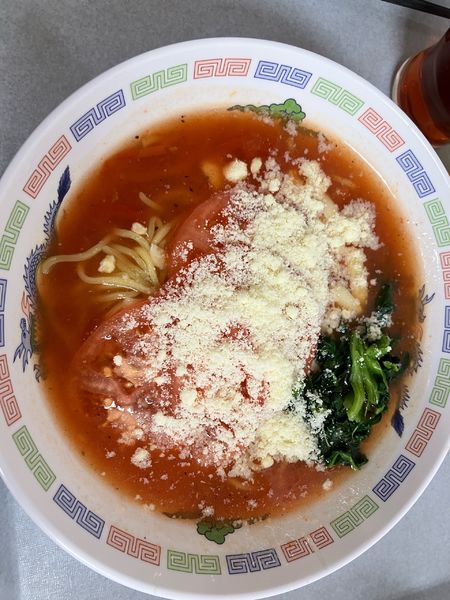 「トマトチーズラーメン580円」@亥鼻食堂部の写真