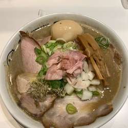 濃厚特製＋賄いチャー飯