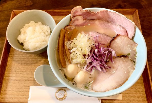「花巻白湯スペシャル & 白飯小」@自家製麺と定食 弦乃月の写真