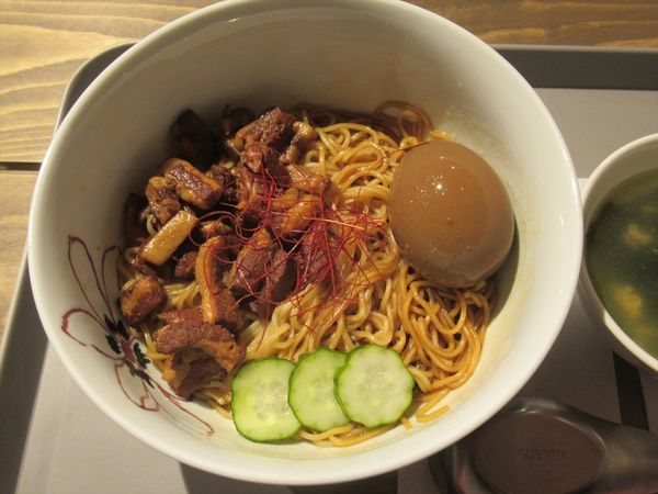 「ルーロー混ぜ麺（900円）」@RED ANANASの写真