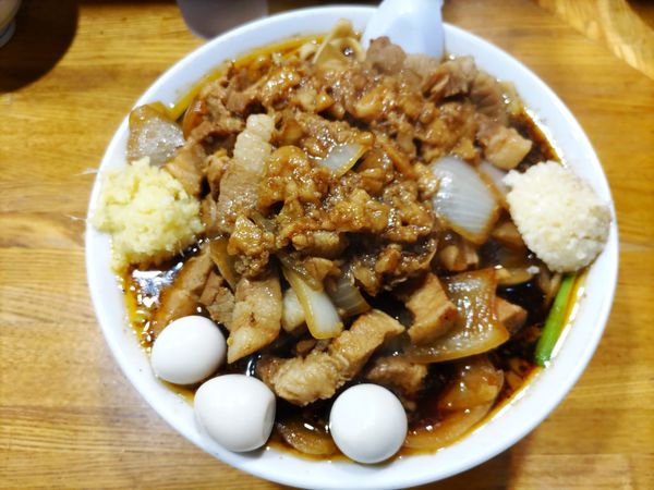 「スタ満ソバ·具増し·まさおうずら卵·小ライス」@元祖スタミナ満点らーめんすず鬼 赤坂店の写真