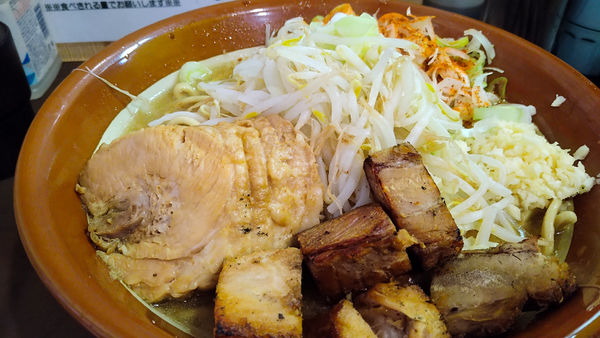 「豚魚らーめん+大大+豚まし+ネギ」@自家製麺 まさきの写真